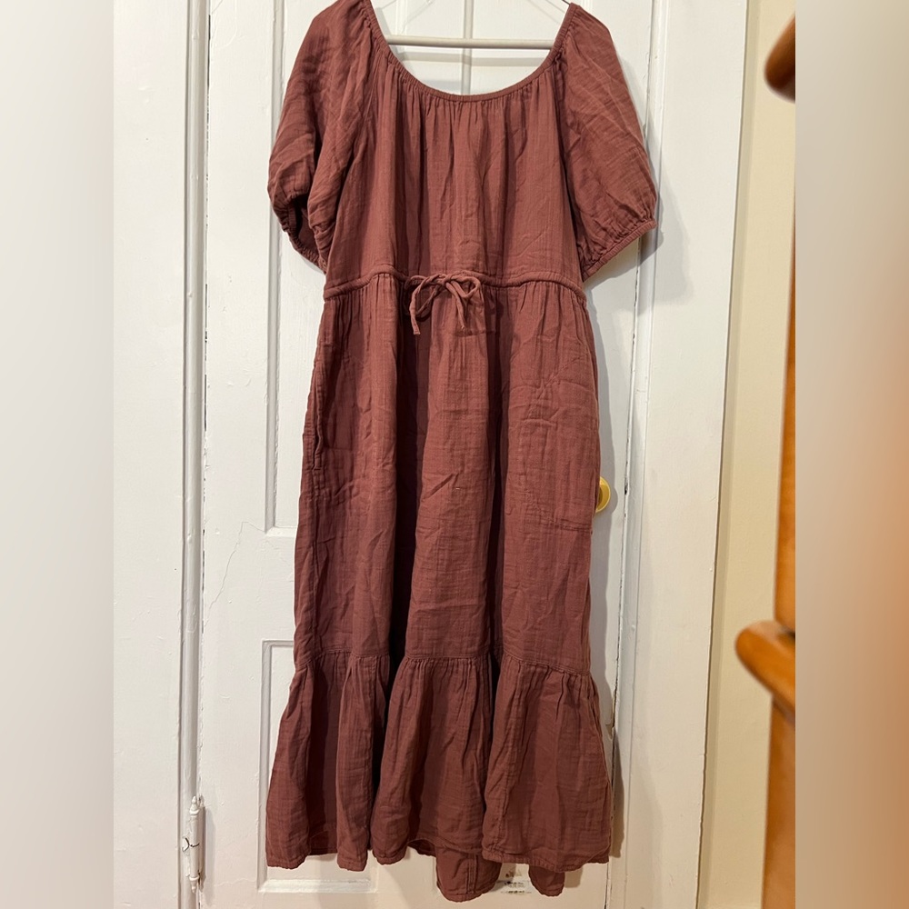 Pink short sleeve and long dress